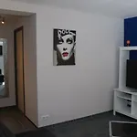 Le Prado De *